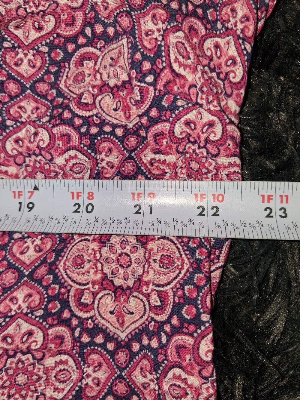 Short Sleeve Pink Geometric Print Blouse - Picture 3 of 5